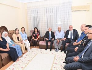 Kumluca Kaymakamı Güneş ve Başkan Avcıoğlu, şehit yakınları ile gazileri ziyaret etti
