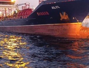 Marmara’da Kuru Yük Gemisi Battı: 10 Mürettebattan Henüz Haber Yok