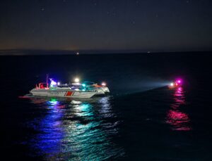 Marmaraereğlisi’nde Motoryat Yangını: 2 Kişi Kurtarıldı