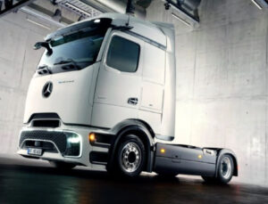 Mercedes-Benz Türk’ten elektrikli kamyon sinyali