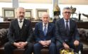 MHP Genel Başkanı Bahçeli, Sarallar ve Şahinler aileleriyle genel merkezde görüştü