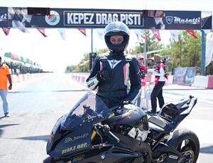 Motodrag Şampiyonası 3. ayak yarışları Antalya Kepez’deki Yeni Drag Pisti’nde başladı