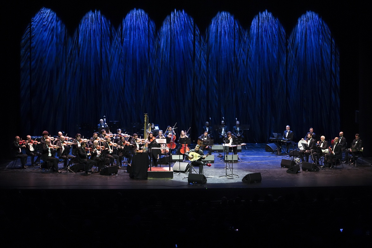 National Arab Orchestra, AKM’de Nai Barghouti ile konser verdi