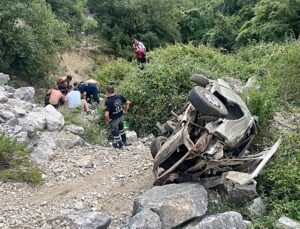 Osmaniye’de şarampole devrilen otomobilin sürücüsü yaralandı