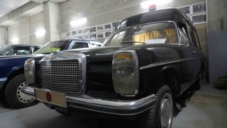 Özal’ın öldüğü ambulans, 1999’da alan koleksiyonerin elinde duruyor