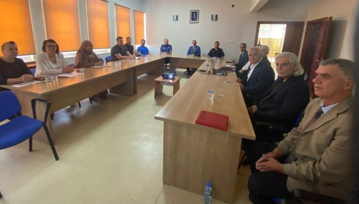 Pınarhisar’da okul güvenliği toplantısı Kaymakam Özderin başkanlığında yapıldı
