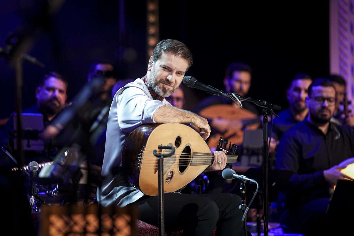 Sami Yusuf İstanbul’da konser verdi, eserini Filistin soykırımı kurbanlarına ithaf etti