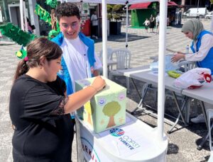 Samsun’da çocuklardan COP31 kapsamında iklim değişikliği ve sıfır atık farkındalığı