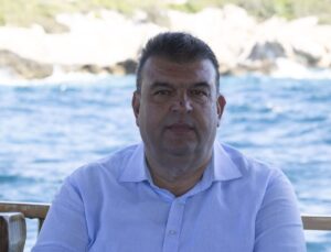 Seferihisar rüşvet soruşturmasında iki şoför adliyeye sevk edildi: Biri tutuklandı, diğerine ev hapsi