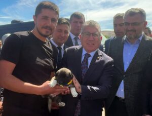 Sivas Altınyayla Başyayla’da 2 derslikli okul törenle eğitime açıldı