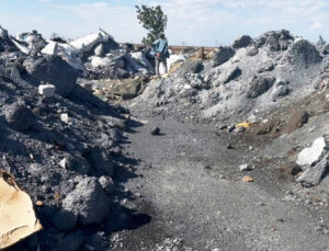 Tekirdağ’da çevre felaketi! Sanayi atıklarından oluşan çöp dağlarına tepki