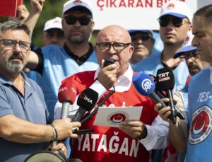 TES-İŞ’ten Milas’taki termik santrallere ilişkin dava öncesi Danıştay önünde açıklama