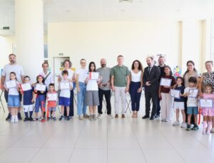 Ücretsiz yağlı boya kursunda sergi açıldı