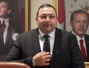 Üsküdar Belediye Başkan Vekili Dündar Ziya Gültekin görevine başladı