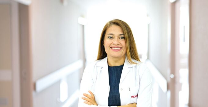 Uzmanından Okul Çağı Çocukları İçin Göz Sağlığı Uyarıları