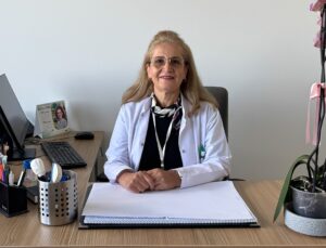 Uzmanlara göre elektronik sigara ve puff gençlerde bağımlılık riskini artırıyor