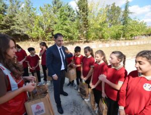 Vakıflardan Kırklareli’ndeki öğrencilere eğitim desteği