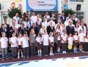 Vali Gül, ilk ders zilini çaldı