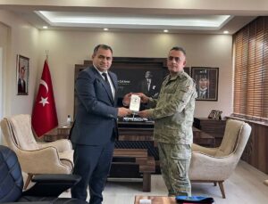 Vize’de komutan ve kaymakam buluşması