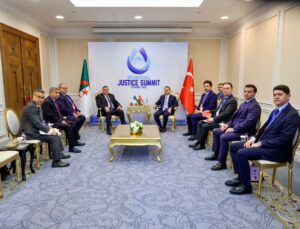 Adalet Zirvesi’nde Adalet Bakanı Gürlek, Arnavut ve Cezayirli bakanlarla görüştü