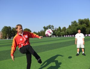Adidas Çin’de üçüncü çeyrekte yüzde 13 artışla 14 çeyreklik büyümeyi sürdürdü