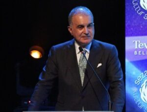 AK Parti Sözcüsü Ömer Çelik, vefatının 5’inci yılında Özdemir Bayraktar’ı andı