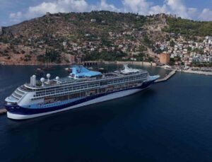 Alanya Limanı’na 2026’da yanaşan kruvaziyerlerle ilçeye 12 bin 876 turist geldi