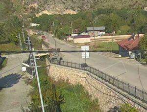 Amasya’da kontrolden çıkan minibüs dere yatağına düştü, 9 kişi hafif yaralandı