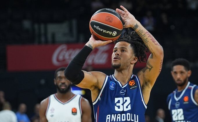 Anadolu Efes, Hapoel Tel Aviv’e farklı yenildi!