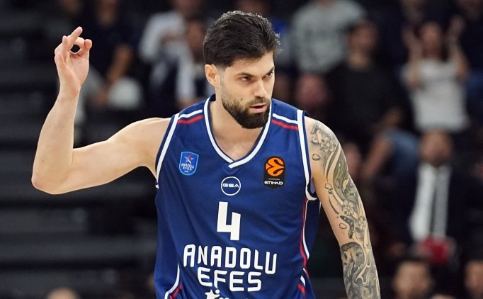 Anadolu Efes, Panathinaikos’u konuk edecek
