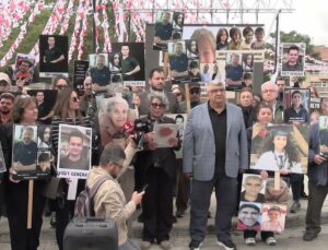Anıtpark’ta “78 Can İçin Adalet Nöbeti” başladı… Avukat Gültekin: Bu olayda zerre kadar kusuru olan adaletin önüne çıkacak