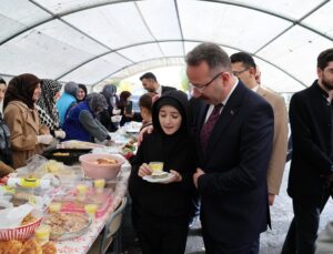 Ardahan’da Gazze için düzenlenen kermesin geliri ihtiyaç sahiplerine ulaştırılacak