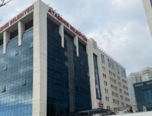 Ataşehir Belediyesi’ne operasyon: 13 gözaltı