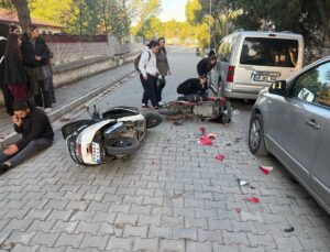 Aydın Çine’de motosikletler çarpıştı, hastaneye kaldırılan 2 sürücünün durumu iyi