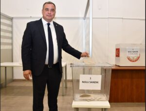 Aydın Ticaret Borsası seçiminde Başkan Çondur oyunu 1 nolu sandıkta kullandı