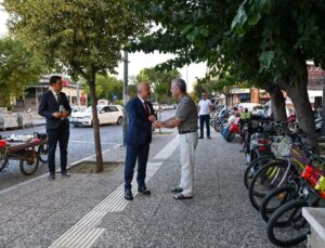 Aydın Valisi Dr. Osman Varol, Egemenlik Bulvarı’nda esnafın sorunlarını dinledi