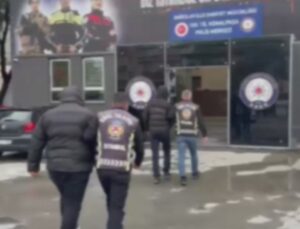 Bağcılar’da tartışan 2 sürücüye 360 bin lira ceza kesildi, ehliyetler 60 gün geri alındı