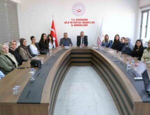 Bakanlık Eskişehir’de yeni bakım personeline mentörlük ve eğitim programı düzenledi