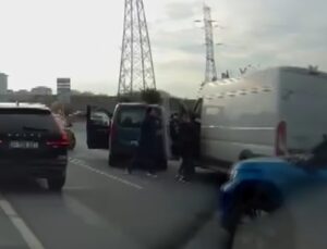 Başakşehir’de araçtan inip kavga eden 2 sürücüye 360 bin lira ceza kesildi