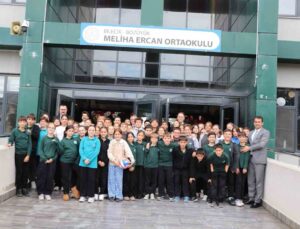 Bilecik Bozüyük’te Kaymakam Helvacı, iki okulda eğitim çalışmalarını inceledi