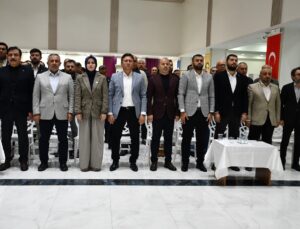 Bilecik’te Eğitim-Bir-Sen’in 5. Olağan Genel Kurulunda Ahmet Selöz yeniden başkan seçildi