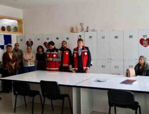 Bilecik’te Osmangazi Ortaokulunda deprem ve yangın tatbikatı yapıldı