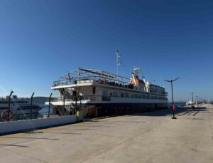 Bodrum Limanı’na Malta bayraklı Athena kruvaziyeri 46 yolcuyla yanaştı