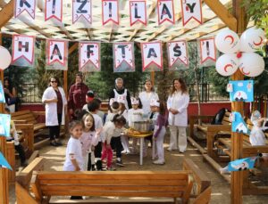 Denizli’de KANpanya etkinliğinde Vali Köşger kan bağışçılarıyla buluştu