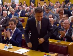 DEVA lideri Babacan, SPK ve Borsa İstanbul kadrolarının görevden alınmasını istedi