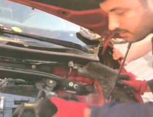 Dicle Üniversitesi lojmanlarında motora sıkışan 3 yavru kediyi itfaiye kurtardı