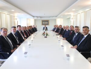 Diyanet İşleri Başkanı Safi Arpaguş, yeni il müftülerine başarı diledi