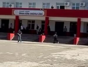 Diyarbakır’da KPSS’ye yetişmeye çalışan öğrenci merdivenlerde baygınlık geçirdi