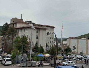 Diyarbakır’ın Çermik ilçesinde 3 bin 600 ton kömür yardımı dağıtımı başladı