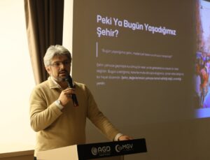 Dr. Çolak, AGD Edirne Şubesi seminerinde Edirne’yi ‘serdar şehir’ olarak nitelendirdi